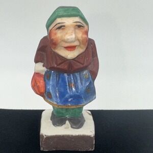 Vintage Made In Occupied Japan Porcelain Figurine Chubby Dutch Girl 1945-1952